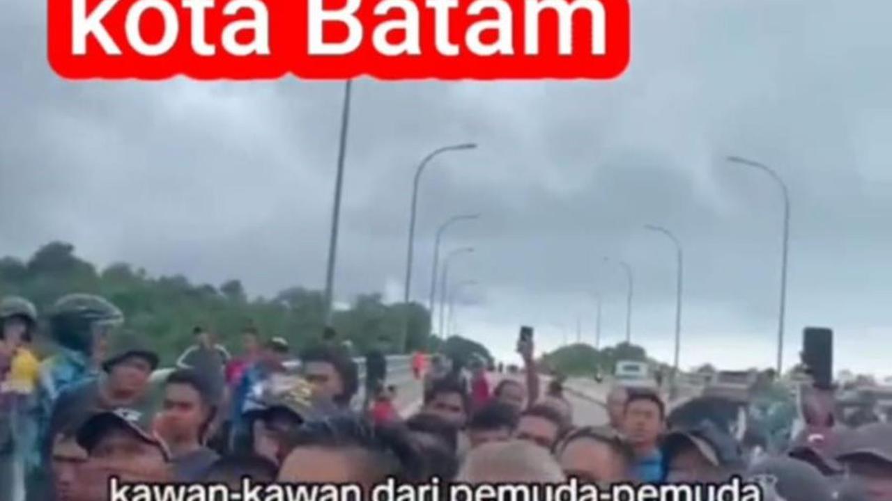 Benarkah ajakan demo tersebut di Riau? Simak penelusurannya.<br>