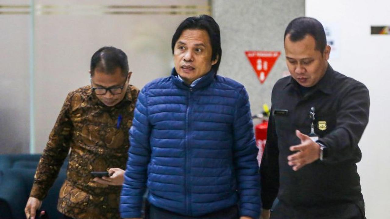 Eks Sekjen MPR Diduga Minta Fee 10 Persen dari Proyek Pengadaan