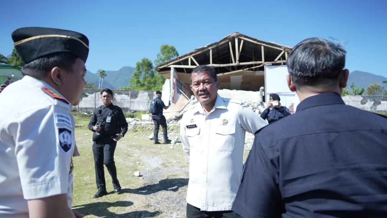 Kemenimipas Salurkan 20 Ton Bantuan untuk Korban Gempa NTT