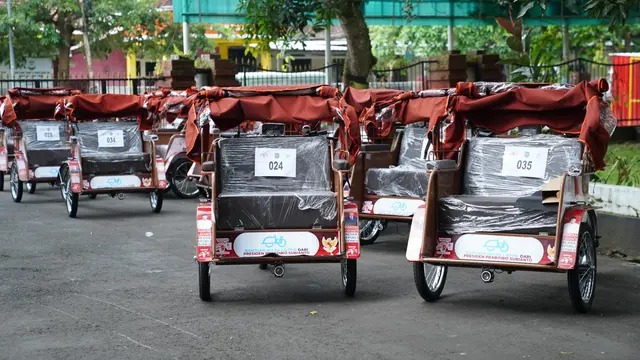 Becak listrik yang disalurkan melalui Yayasan Gerakan Solidaritas Nasional (GSN). (foto: Istimewa)
