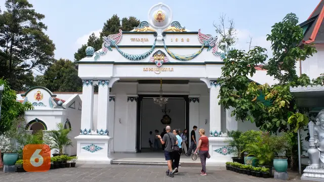 Keraton Yogyakarta Hadiningrat