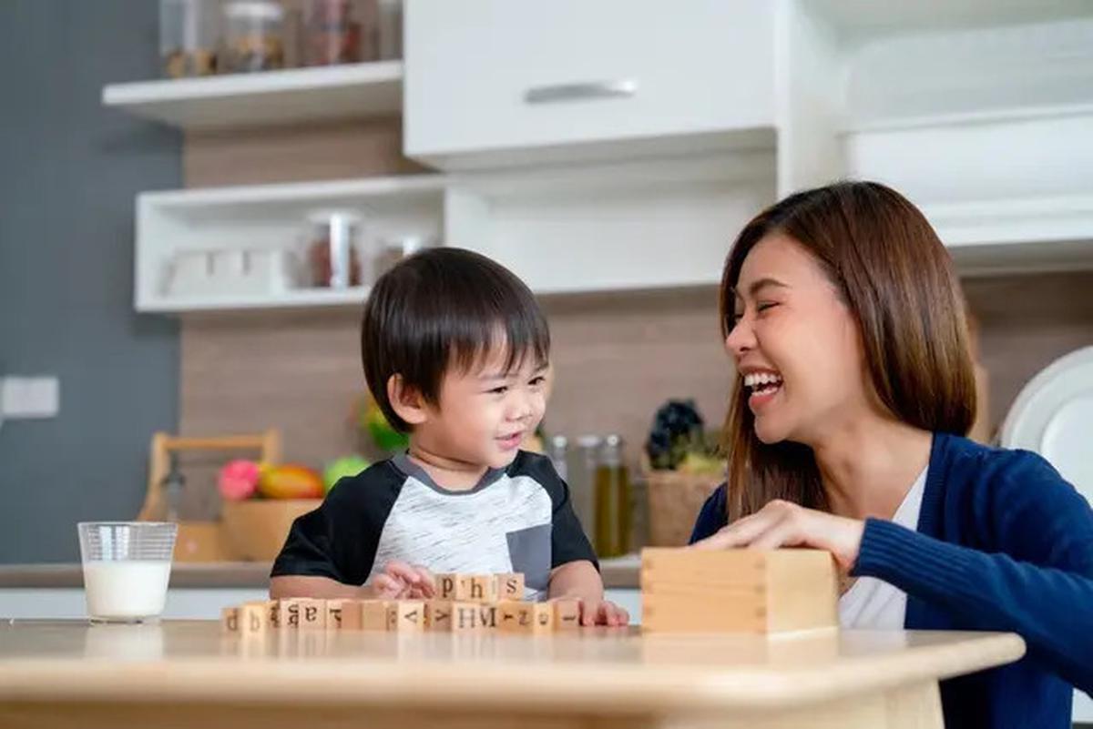 Cara Mengatasi Anak yang Kecanduan Gadget, Orang Tua Wajib Lakukan Tips Efektif Ini
