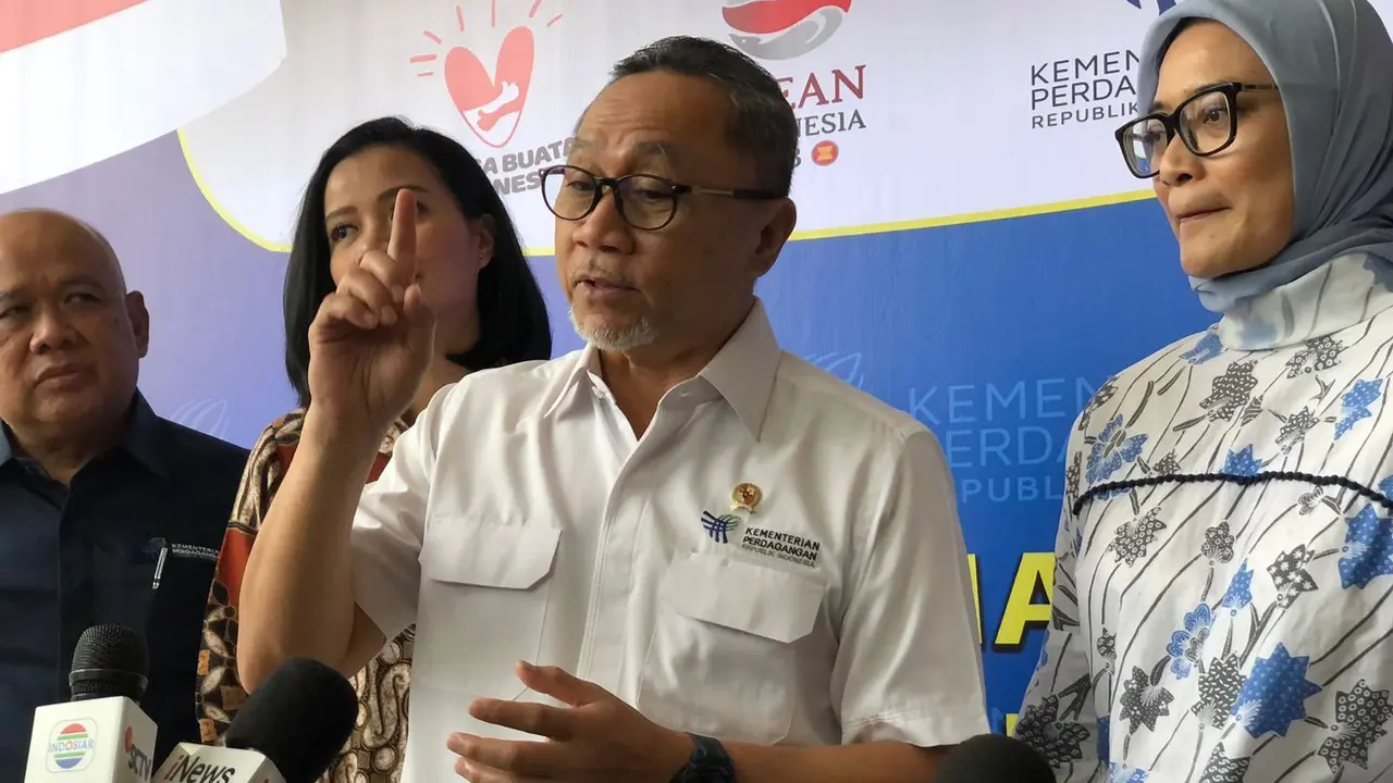 Menteri Perdagangan (Mendag) Zulkifli Hasan menginginkan UMKM bisa menjadi penyuplai di ritel modern. Hal tersebut diungkap di Bandar Lampung, Kamis (2/3/2023).