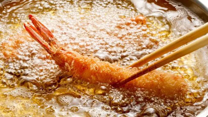 Minyak goreng keruh tak baik untuk kesehatan/copyright: thinkstockphotos.com