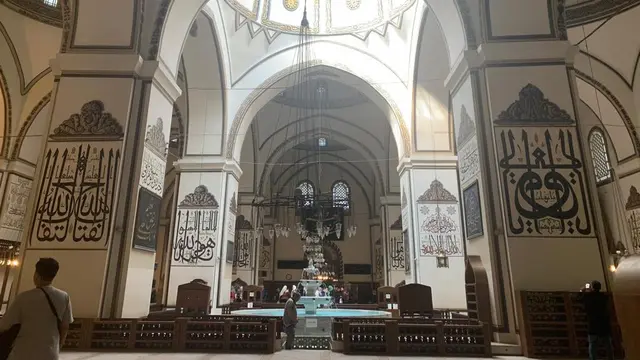 Menilik Indahnya Kota Bursa, Surga Wisata Belanja Murah di Turkiye