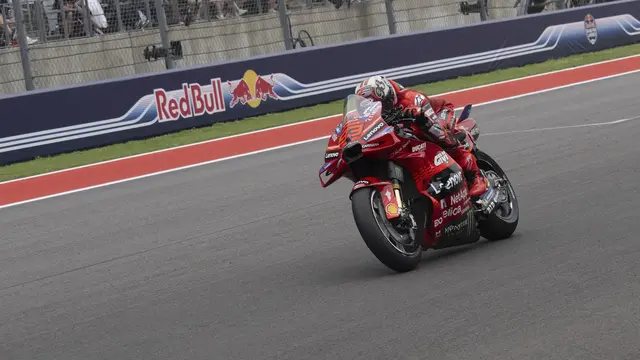 Marc Marquez beraksi di MotoGP Amerika 2025