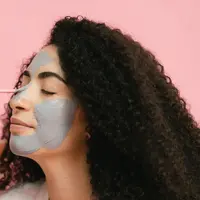 Tips menggunakan clay mask. (c)&nbsp;SHVETS production/Pexels