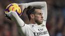 Tottenham Hotspur melepas Gareth Bale ke Real Madrid pada awal musim 2013/2014 dengan nilai transfer sebesar 101 juta euro. Selama 6 musim berseragam Spurs, ia total tampil dalam 237 laga di semua ajang dengan torehan 72 gol dan 60 assist. (AFP/Oscar Del Pozo)
