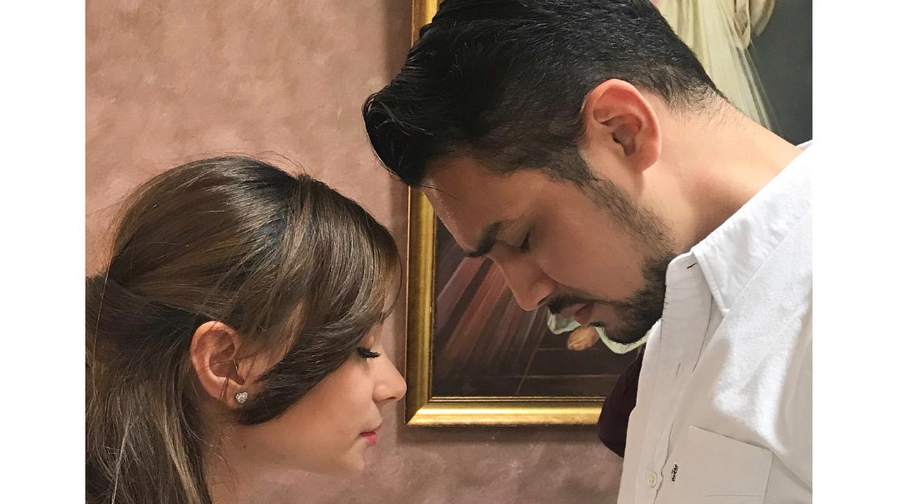 [Bintang] Asmirandah dan Jonas Rivanno