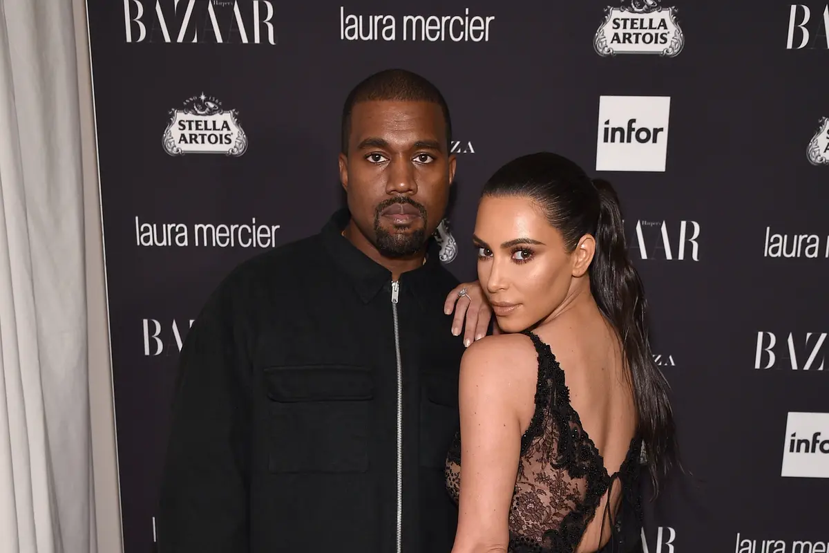 [Bintang] Kim Kardashian dan Kanye West