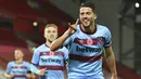 5. West Ham United - Klub Premier League ini menyandang tim paling boros pada bursa transfer musim dingin 2021. West Ham rela mengeluarkan dana hingga 26,4 juta euro (sekitar Rp504,1 miliar) untuk memboyong empat pemain yakni Winston Reid, Frederik Alves, Said Benrahma dan Jesse Lingard. (Peter Powe