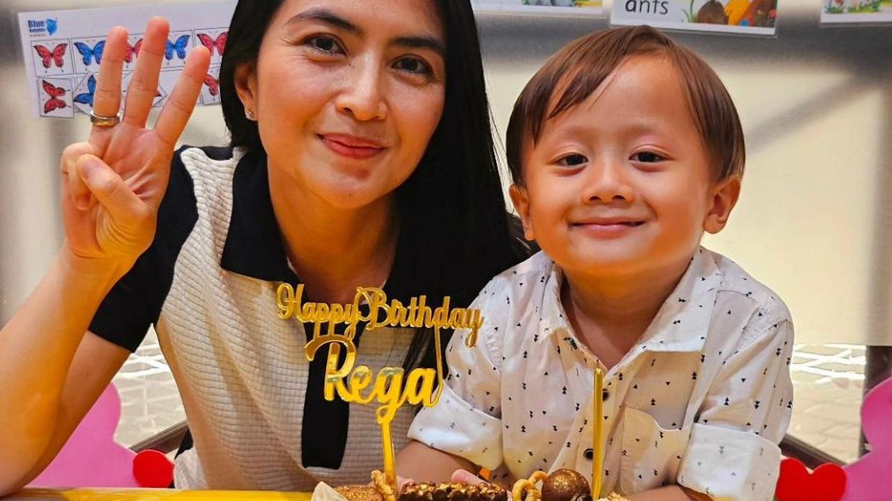 Cute! Foto-foto Ultah Rega Anak Bungsu Kadek Devi, Kini Menginjak 3 Tahun
