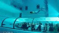 Sanggup Tahan Napas di Kolam Renang Sedalam 40M di Hotel Ini?