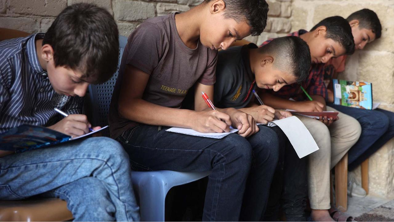 FOTO: Potret Anak-Anak Gaza  Kembali Bersekolah Usai Gencatan Senjata