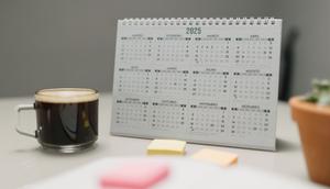 Ilustrasi kalender 2025. (Photo by Matheus Bertelli on Pexels)