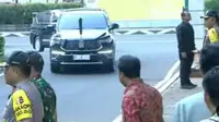 Presiden Joko Widodo (Jokowi) tiba di stadion Madya GBK, Senayan, Jakarta, untuk menghadiri Misa Akbar Paus Fransiskus, Kamis (5/9) (Istimewa)