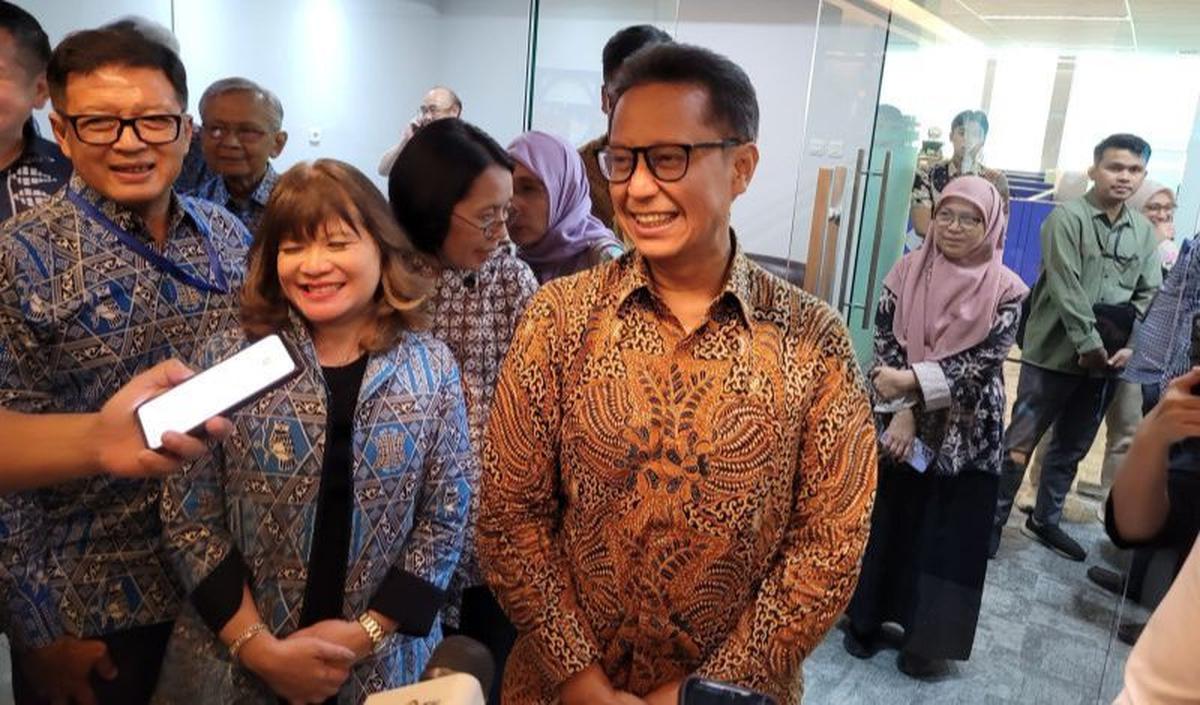 Menjelang usianya yang ke-60, Menkes Budi mengungkapkan dirinya justru ingin melakukan hal lain, seperti ingin mengikuti kejuaraan lomba lari marathon di Berlin, Jerman.<br>