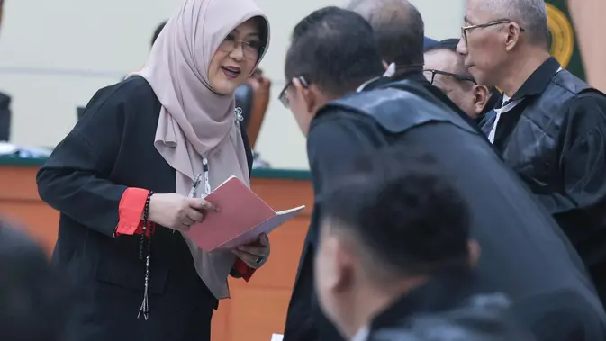 Dokter Tifa Bacakan Eksepsi, PN Jaktim Dijaga Ketat Polisi
