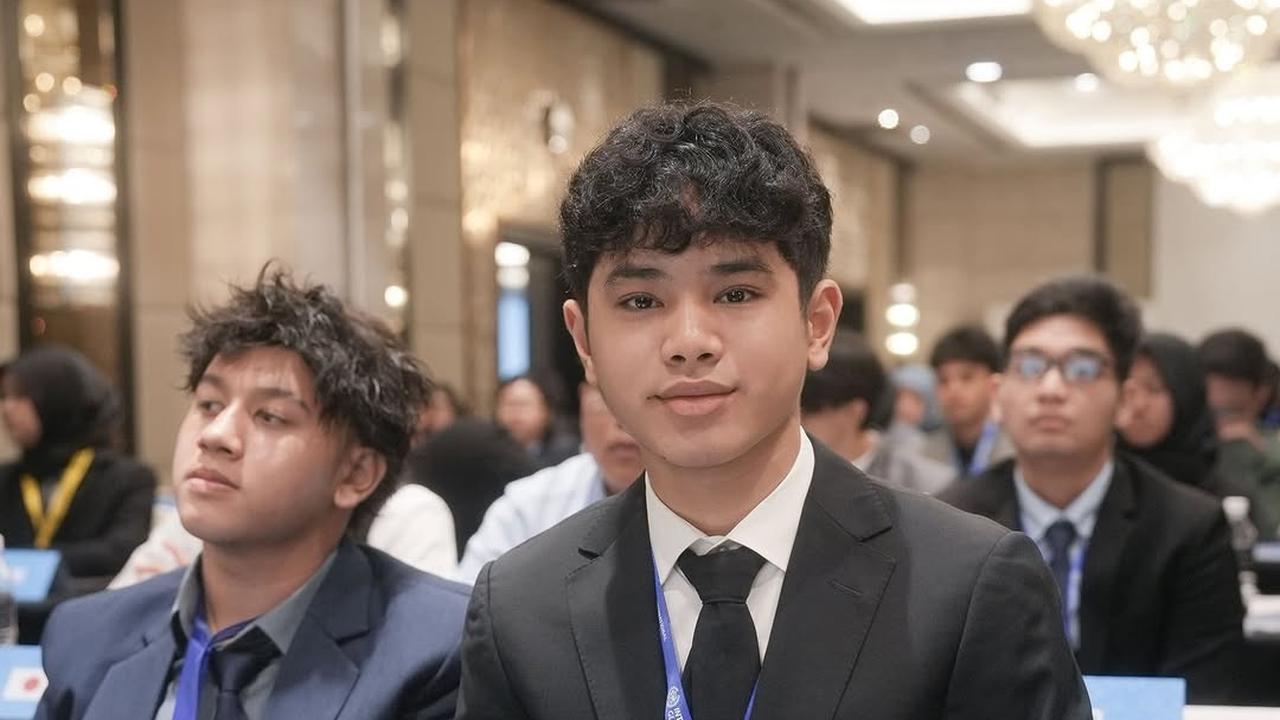Potret Karan Anak Bunga Zainal yang Ikut Asia Youth International Model United Nation, Bikin Bangga Sang Ibu