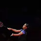 Tai Tzu Ying tampil kian percaya diri di awal game kedua. Modal kemenangan di set sebelumnya membuat wakil Taiwan itu nampak lebih mudah menciptakan keunggulan atas Gregoria pada permulaan laga. (STR/AFP)