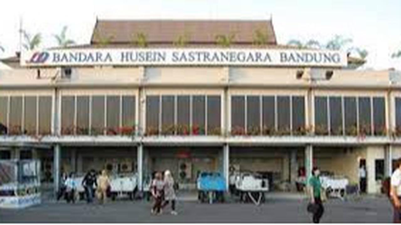 Biaya Operasional Kertajati Capai Rp60 M/Tahun, Kemenhub Pertimbangkan Reaktivasi Bandara Husein Sastranegara