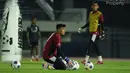 Kiper Timnas Indonesia, Ernando Ari, mengikuti sesi latihan jelang menghadapi tuan rumah Jepang dalam Kualifikasi Piala Dunia 2026 zona Asia di Suita City Stadium, Selasa (10/6/2025). (Dok PSSI)