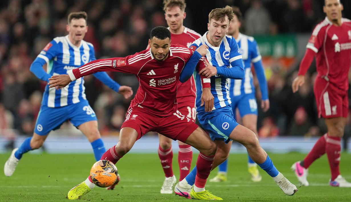 Hasil ini membawa Liverpool lolos ke babak 16 besar atau babak kelima Piala FA 2025/2026. (AP Photo/Jon Super)