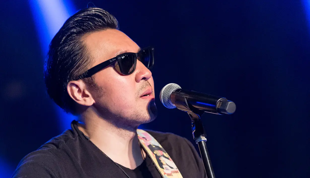 Meski ditinggal Chandra Wirawan Sukardi, keyboards, band naif masih menunjukkan eksistensinya didunia musik.(Dezmond Manullang/Bintang.com)