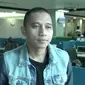 Dalam teror yang menimpa Prancis, Indra `The Rain` menyayangkan seuatu agama tertentu dijadikan sebagai kambing hitam.