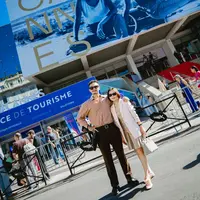 Tak hanya hadir sebagai representasi anak muda Indonesia di ajang perfilman dunia, pasangan ini juga tampil kompak dengan gaya sophisticated yang effortlessly stylish di hari pertama kedatangan mereka di Cannes, sekaligus saat mengunjungi booth Indonesian Cinema di Cannes Film Market. [@prillylatuconsina96].