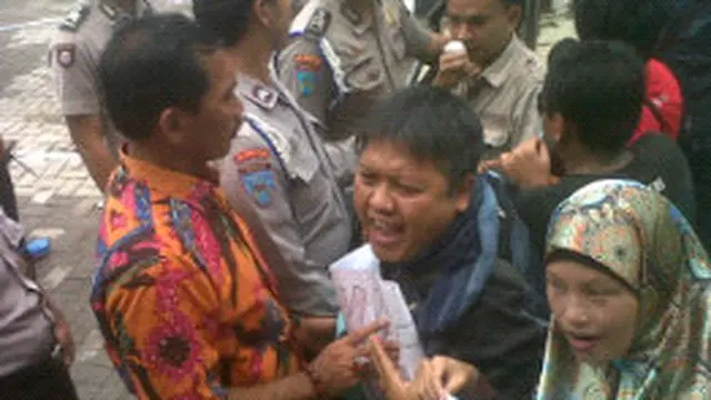 Kekerasan di Makassar, Wartawan Berbagai Daerah Gelar Solidaritas