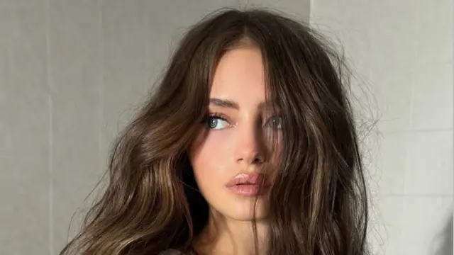 Rambut Gelombang Air Terjun (Waterfall Waves)