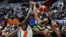 Ada delapan negara yang terbagi dalam dua grup adu kemampuan di Indonesia Arena Gelora Bung Karno untuk memperebutkan tiket ke laga puncak FIBA World Cup 2023. (Liputan6.com/Helmi Fithriansyah)