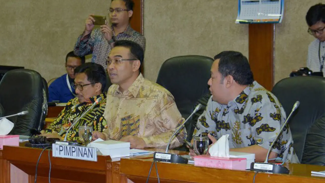 Komisi VI Aspresiasi Laporan Keuangan Kementerian BUMN 2016