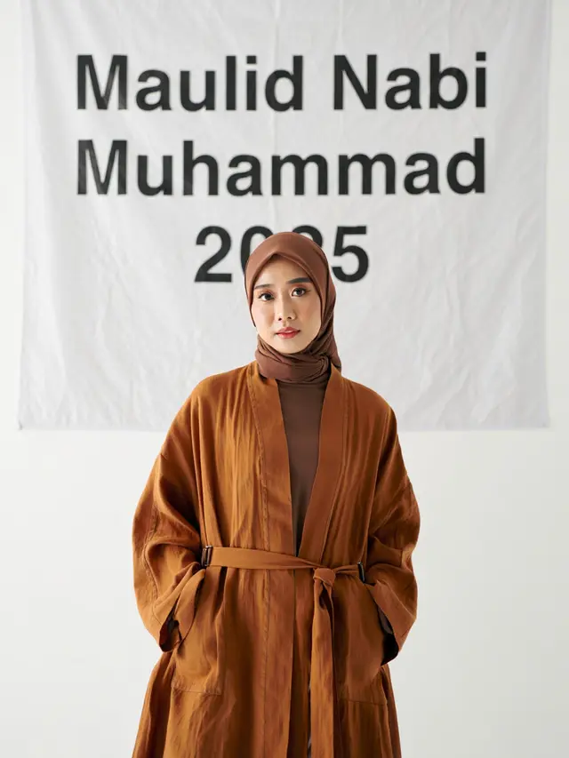 Abaya polos untuk pengajian Maulid Nabi (Foto: AI)