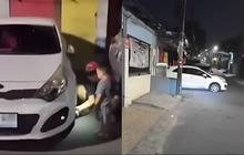 Mobil yang Parkir Sembarangan dan Blokade Jalan, Akhirnya Rodanya Dibuat Kempis sebagai Balasannya karena Tidak Memiliki Otak!