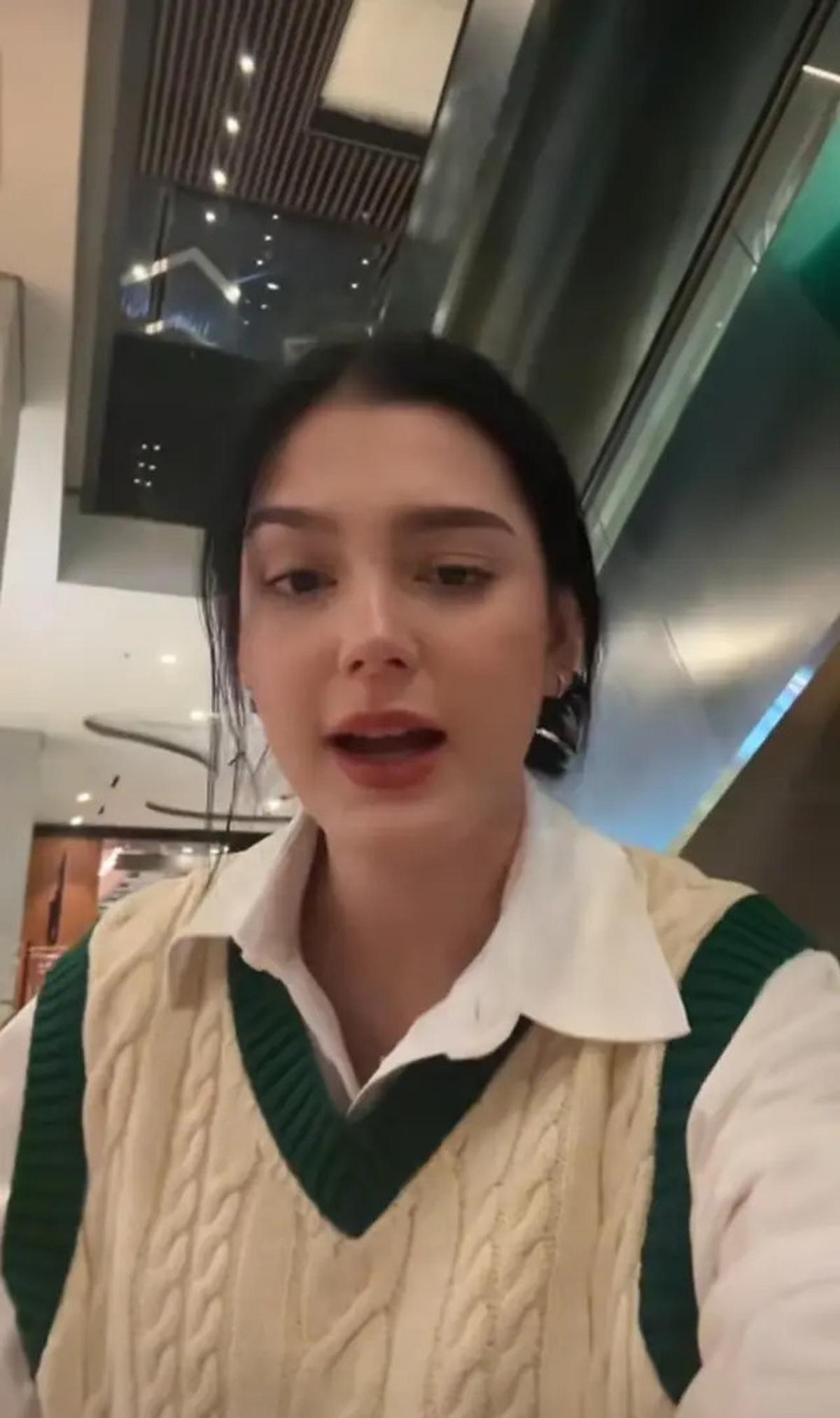 7 Potret Terbaru Yasmine Ow Pamer Wajah Tanpa Makeup, Memukau Bak Barbie