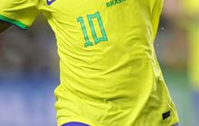 FOTO: Pecahkan Rekor Pele, Neymar Jadi Top Skor Sepanjang Masa Timnas Brasil