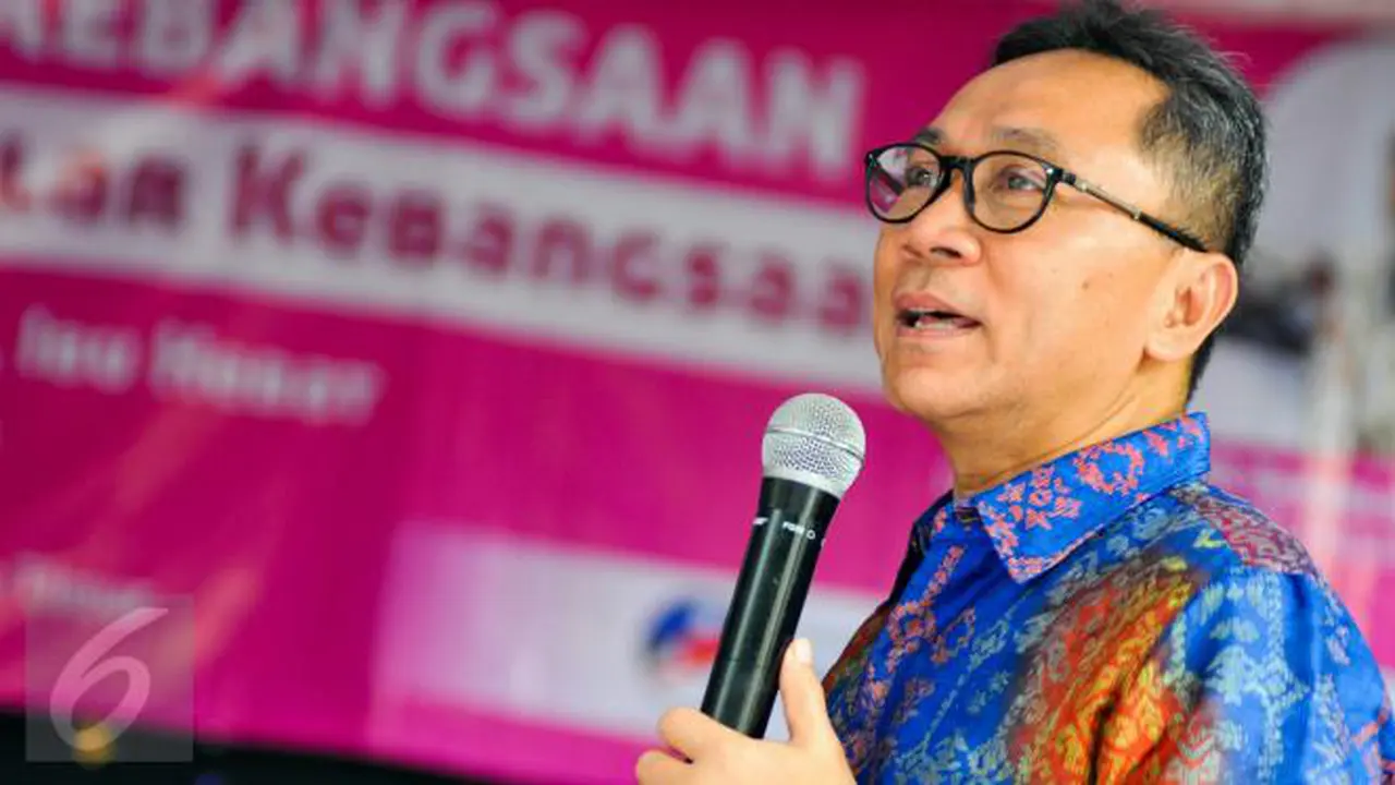 Zulkifli Hasan Berikan Bantuan Untuk Petani di Sigi