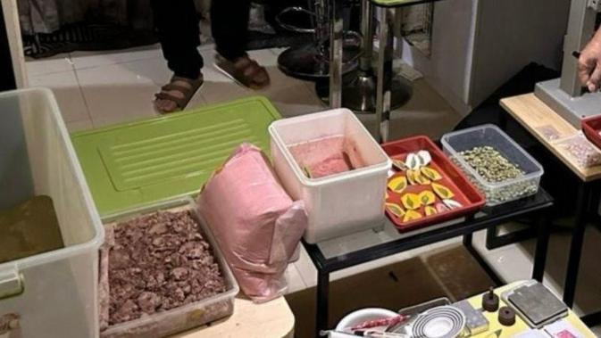 Terungkap Lab Ekstasi dan Happy Five di Apartemen Cipinang Jaktim, Ini Temuannya