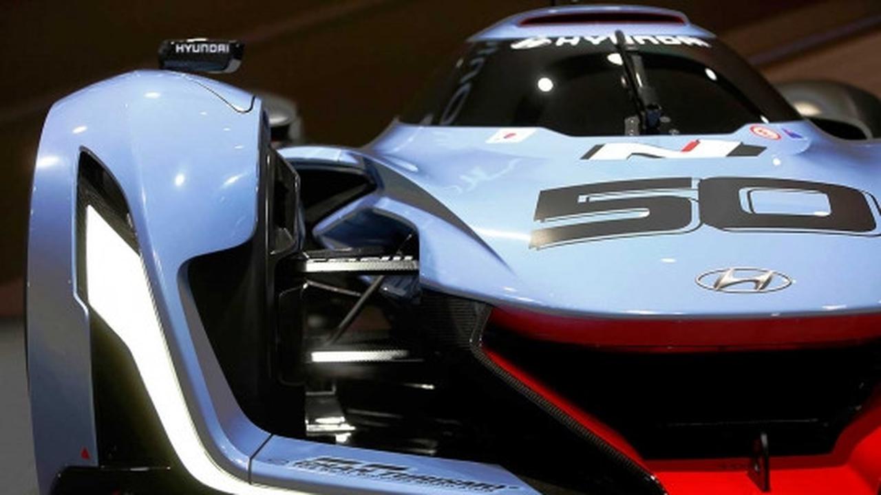 Ini dia mobil terkeren dan termewah di Frankfurt Motor Show 2015