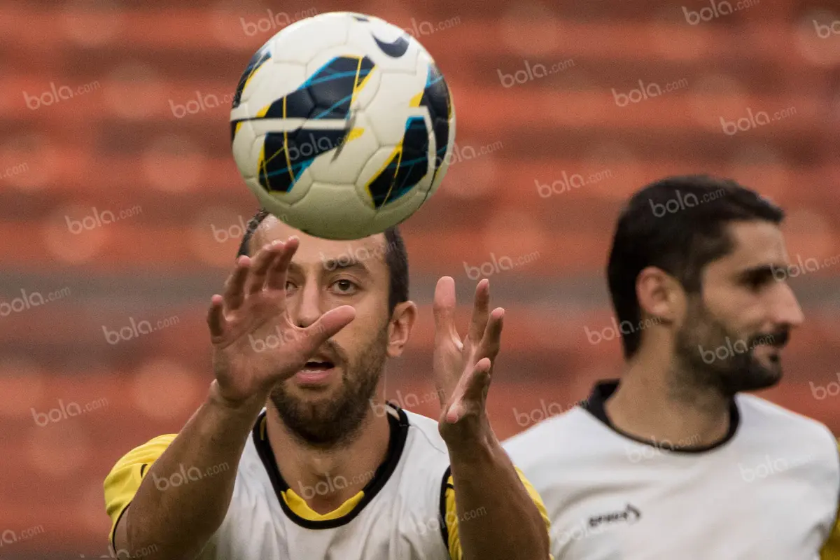 Bola.com Arema Cronus Goran Gancev