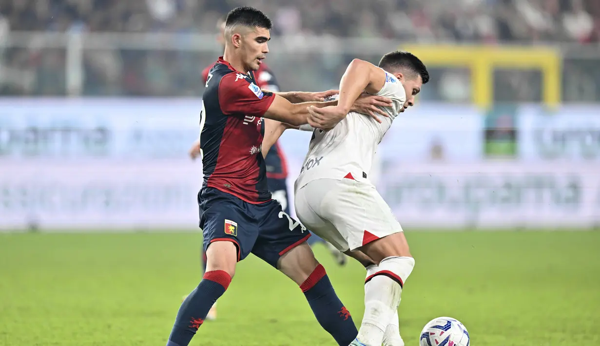 <p>Berkat kemenangan ini, Milan naik ke puncak klasemen Liga Italia dengan 21 poin. (Tano Pecoraro/LaPresse via AP)</p>