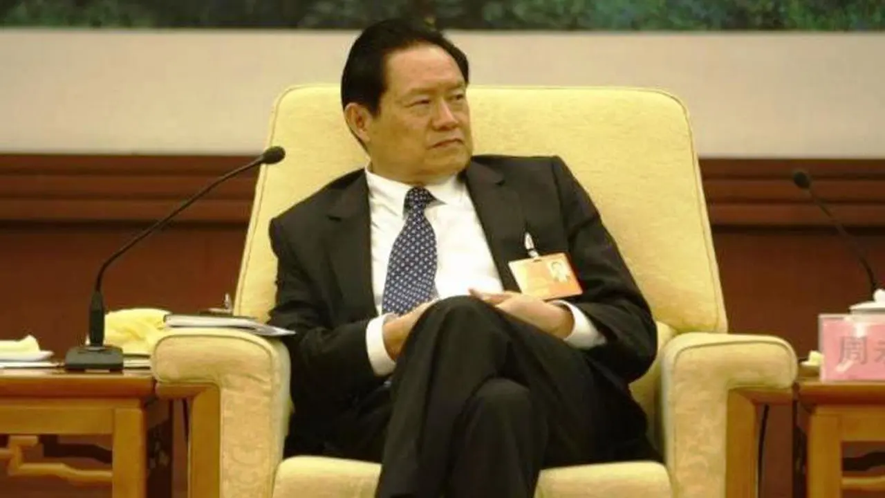 Pejabat China Zhou Youkang divonis seumur hidup