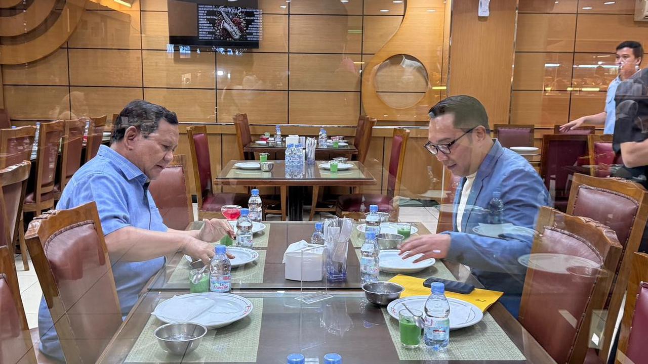 prabowo makan malam bareng ridwan kamil