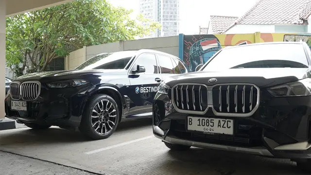 BMW X3 dan X5 yang menjadi Luxury Shuttle Service RSPB
