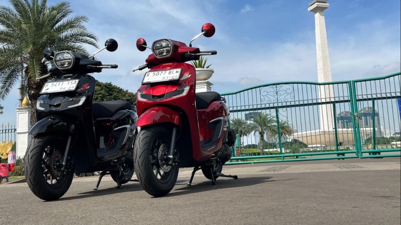 Manakah yang Lebih Unggul, Adu Kencang Antara Honda Stylo 160 dan Vario 160?