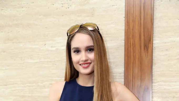 [Bintang] Cinta Laura Kiehl