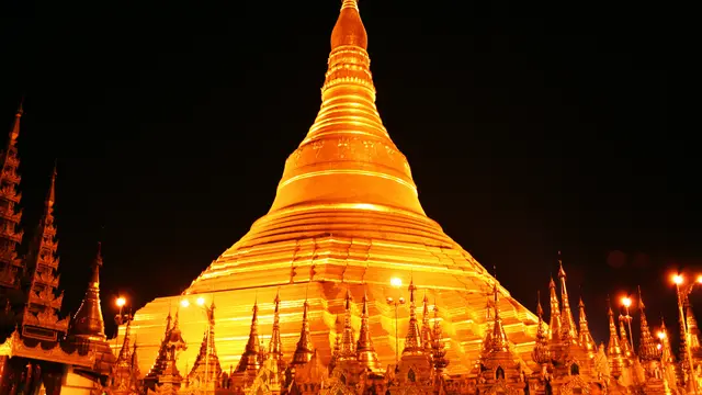 Pagoda Shwedagon Temple (unsplash.com/SiThungAung)