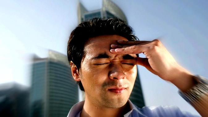 5 Cara Mengatasi Sakit Kepala Akibat Cuaca Panas - Hot ...